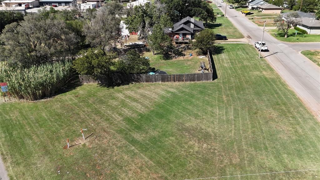 Image 3 of property listing at 201 N 3 RD Street, Weatherford, OK 73096