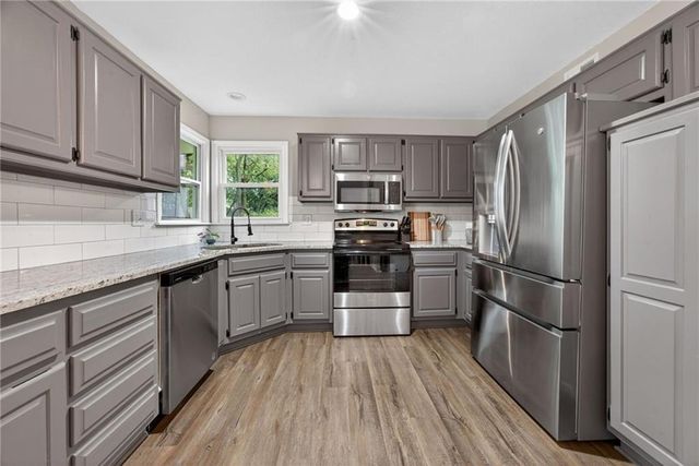 1014 N Church Street, Olathe, KS 66061