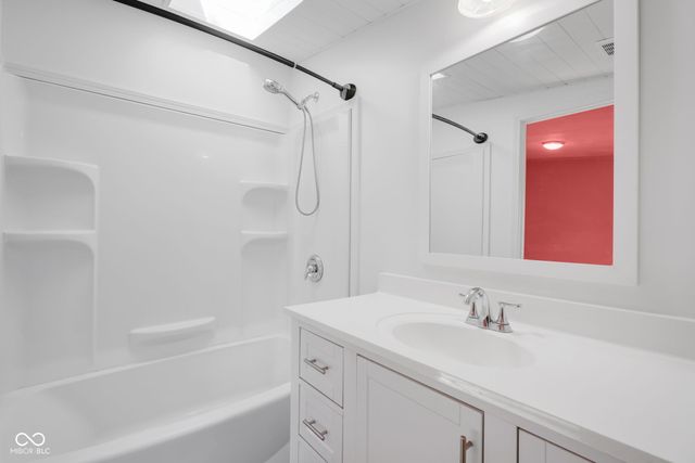 850 S Norkay Street, North Vernon, IN 47265