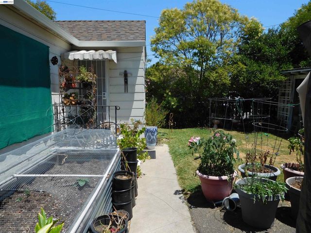3257 Somerset Ave, Castro Valley, CA 94546