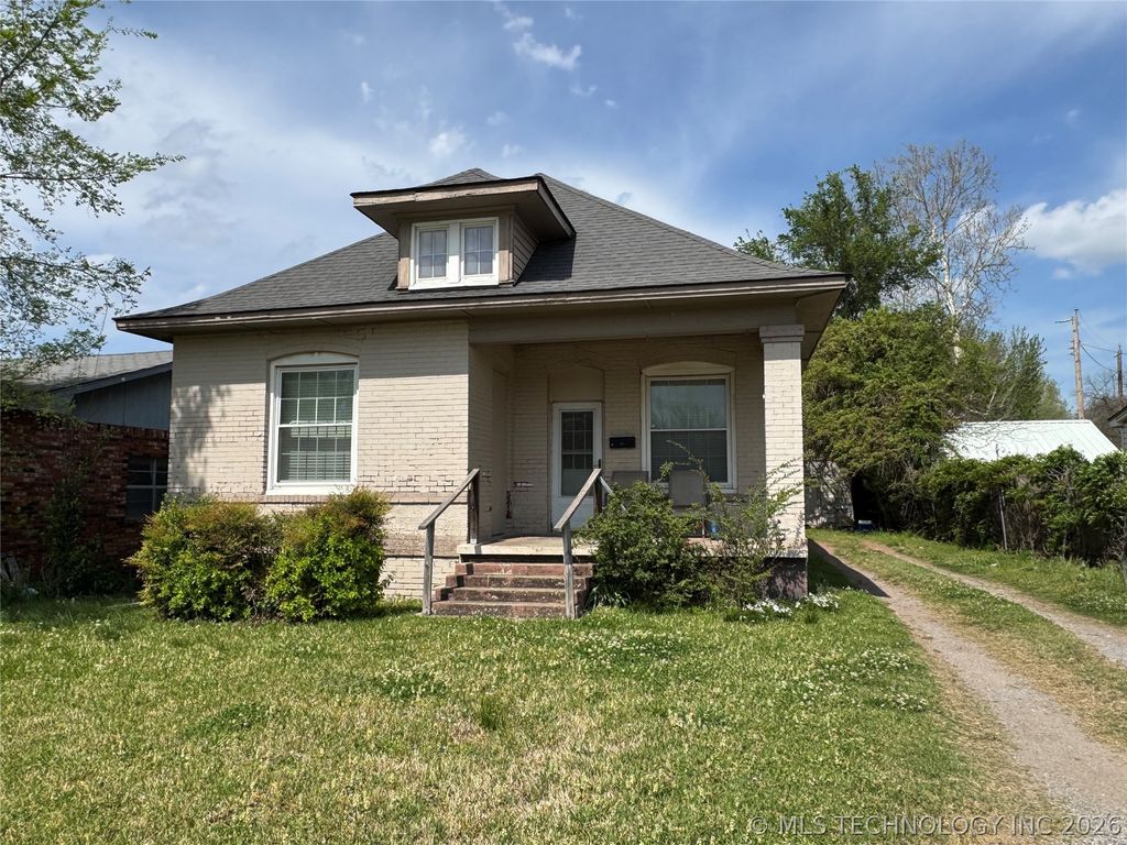 1025 E Seminole Street, Mcalester, OK 74501