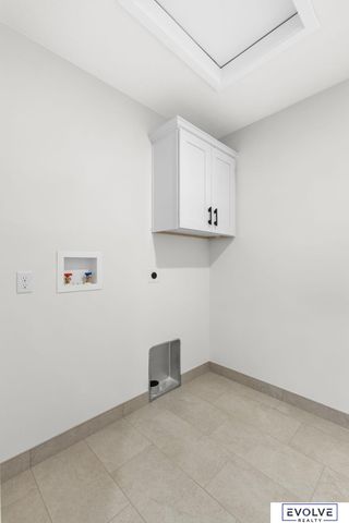 921 Arlene Circle, Papillion, NE 68046