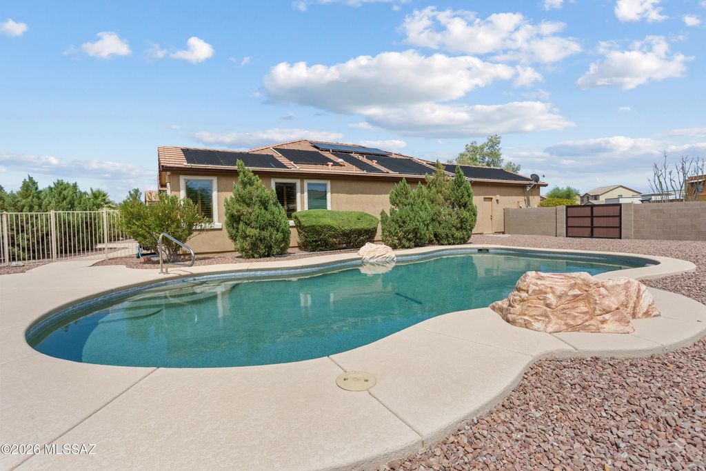 6209 W Pinon Pine Court, Tucson, AZ 85743