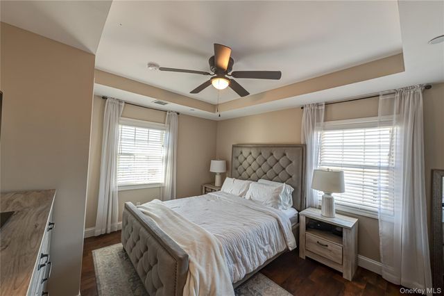 36 West Boulevard, East Rockaway, NY 11518