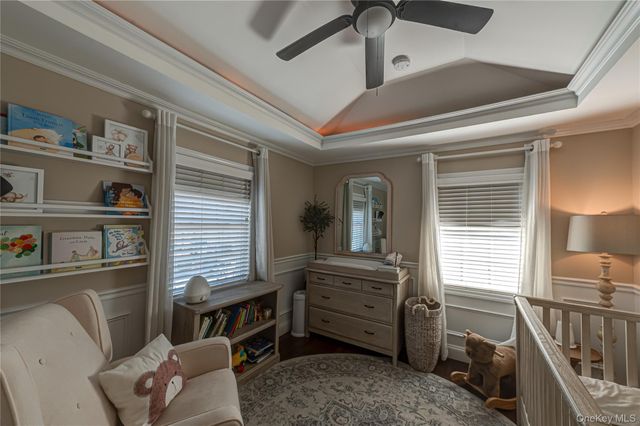 36 West Boulevard, East Rockaway, NY 11518