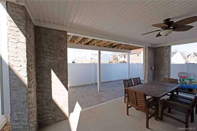 36 West Boulevard, East Rockaway, NY 11518