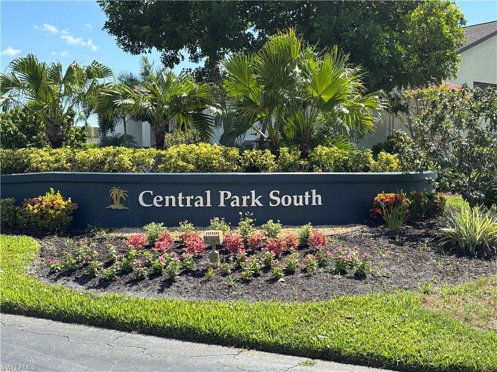 9285 Lake Park DR 101, Fort Myers, FL 33919