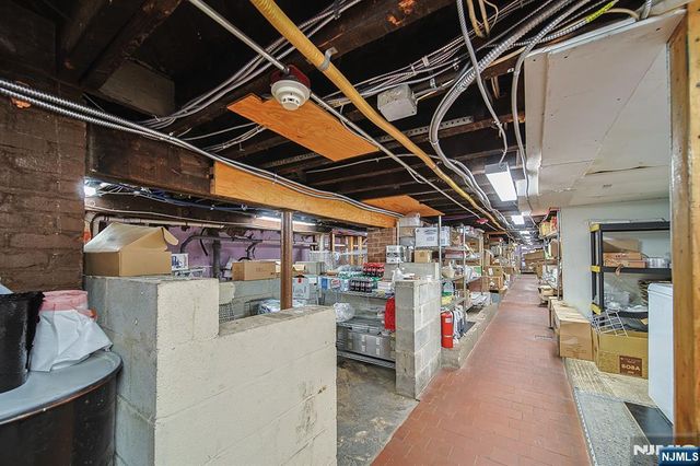 325 Broad Avenue, Palisades Park, NJ 07650