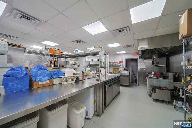 325 Broad Avenue, Palisades Park, NJ 07650