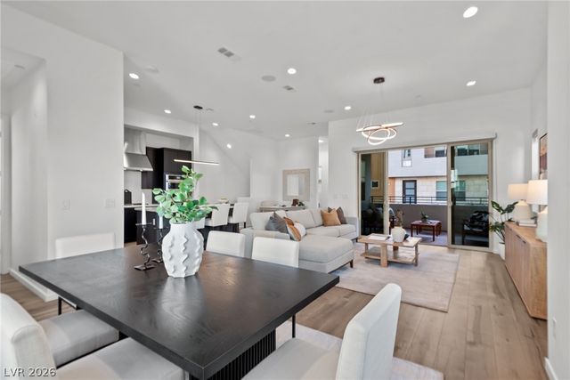659 Grey Saker Street, Las Vegas, NV 89138