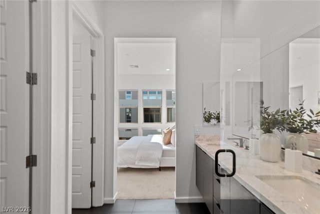659 Grey Saker Street, Las Vegas, NV 89138