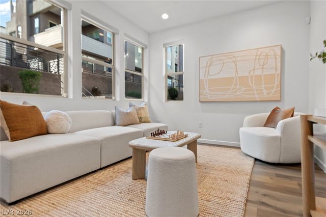 659 Grey Saker Street, Las Vegas, NV 89138