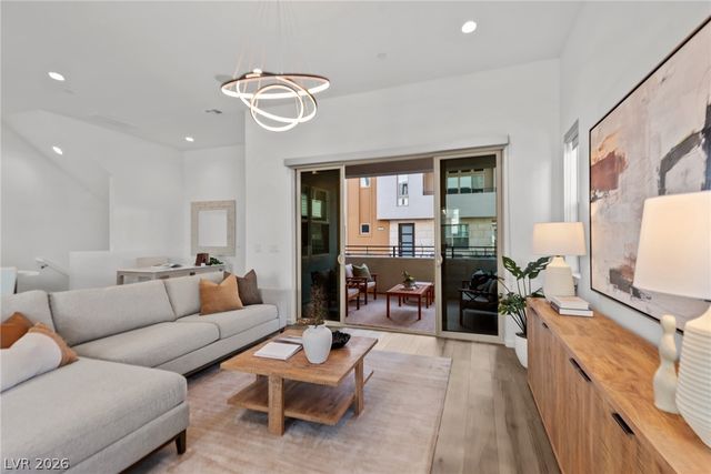 659 Grey Saker Street, Las Vegas, NV 89138