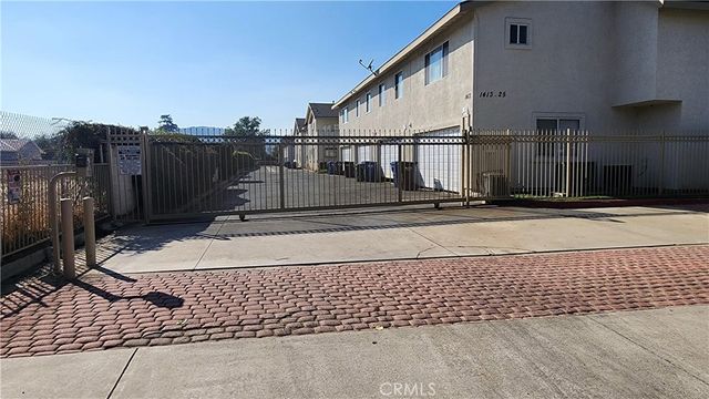 1425 S White, Pomona, CA 91766