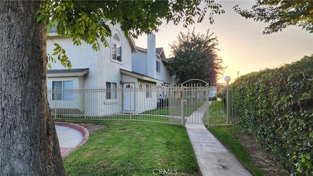 1425 S White, Pomona, CA 91766
