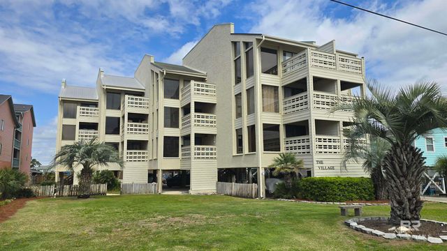 1144 WEST BEACH Boulevard 2D, Gulf Shores, AL 36542