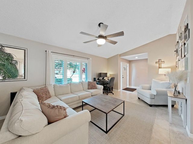 308 HAMMOCK DRIVE, Palm Harbor, FL 34683