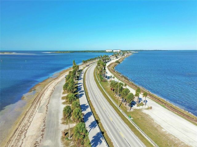 308 HAMMOCK DRIVE, Palm Harbor, FL 34683