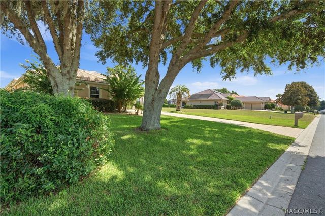 443 W Mickey Mantle Path, Hernando, FL 34442