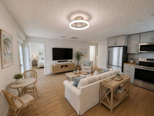 4545 12TH AVENUE S, St Petersburg, FL 33711