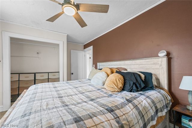 2195 Arthur Avenue, Lakewood, OH 44107