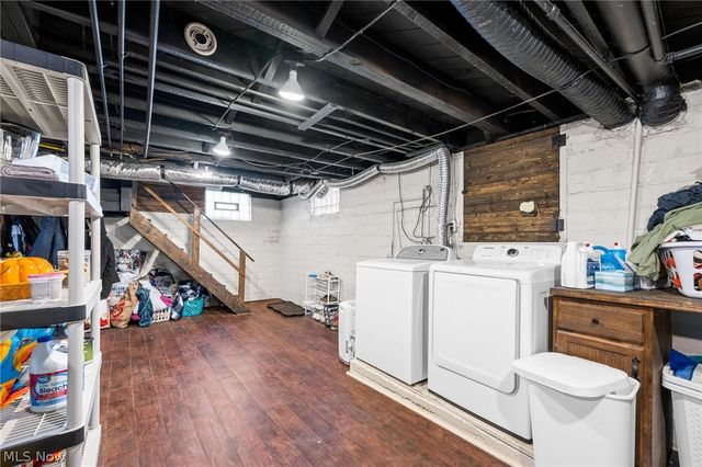 2195 Arthur Avenue, Lakewood, OH 44107