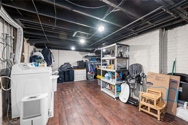 2195 Arthur Avenue, Lakewood, OH 44107