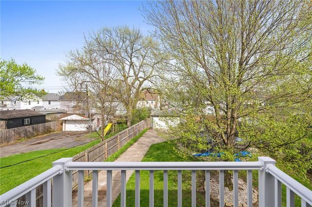 2195 Arthur Avenue, Lakewood, OH 44107
