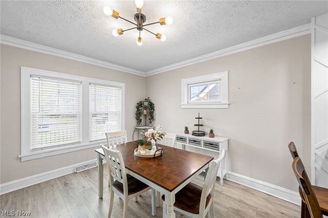 2195 Arthur Avenue, Lakewood, OH 44107