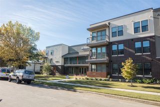 2103 Moser Avenue 206, Dallas, TX 75206