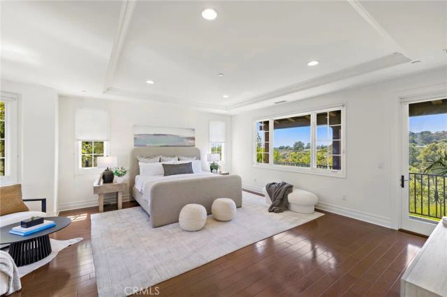 28 Sandy Cv, Newport Coast, CA 92657