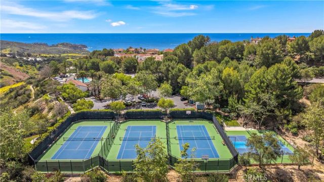 28 Sandy Cv, Newport Coast, CA 92657
