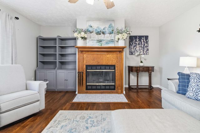 136 General Cleburne Drive, Richmond, KY 40475