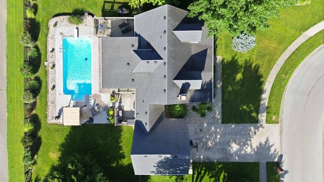 136 General Cleburne Drive, Richmond, KY 40475