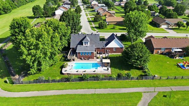 136 General Cleburne Drive, Richmond, KY 40475