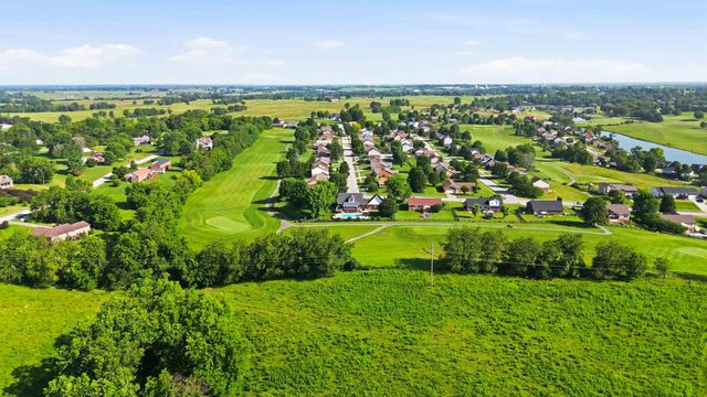 136 General Cleburne Drive, Richmond, KY 40475