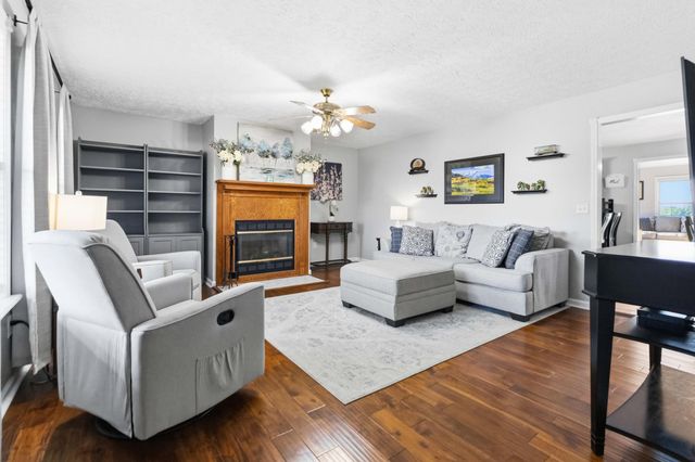 136 General Cleburne Drive, Richmond, KY 40475
