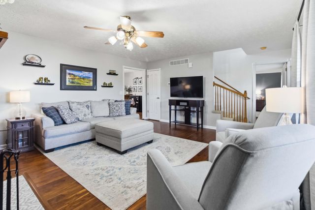 136 General Cleburne Drive, Richmond, KY 40475