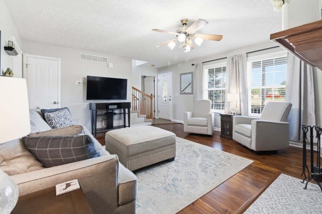 136 General Cleburne Drive, Richmond, KY 40475