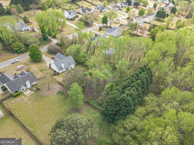 6130 Devonshire Drive, Flowery Branch, GA 30542