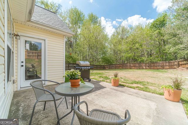 6130 Devonshire Drive, Flowery Branch, GA 30542