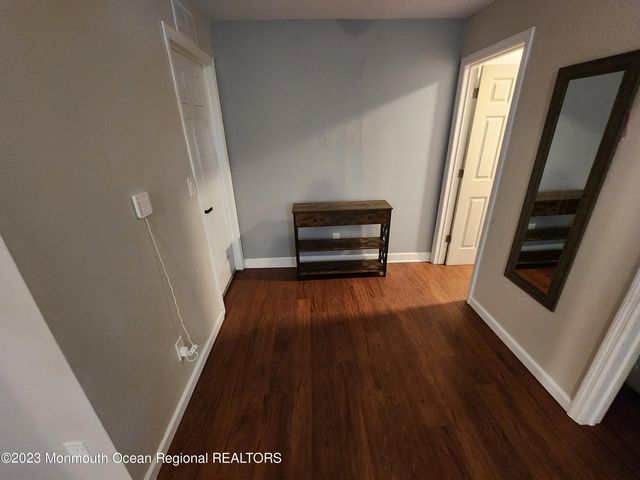 26 Lincroft Avenue, Old Bridge, NJ 08857