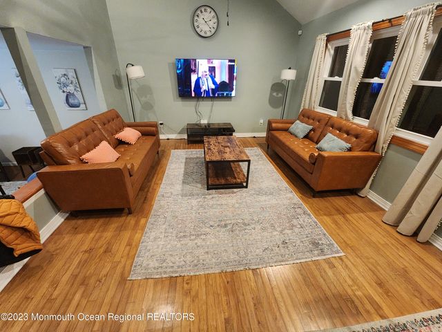 26 Lincroft Avenue, Old Bridge, NJ 08857