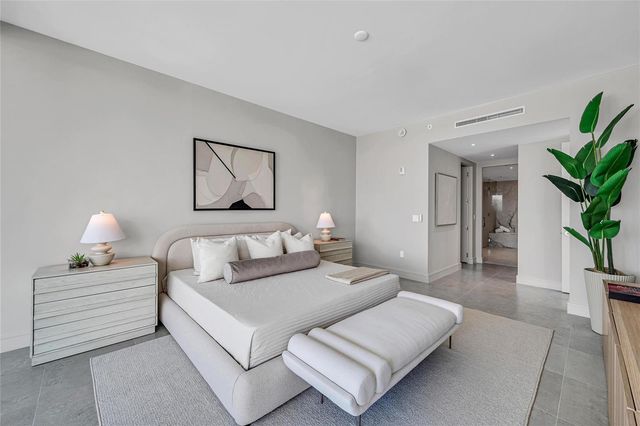 2241 SE 17th Street 601, Fort Lauderdale, FL 33316
