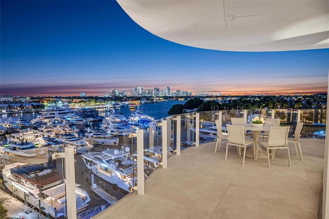 2241 SE 17th Street 601, Fort Lauderdale, FL 33316