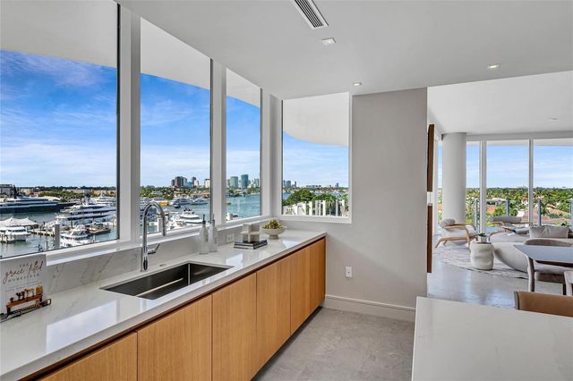2241 SE 17th Street 601, Fort Lauderdale, FL 33316