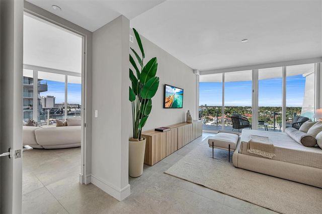 2241 SE 17th Street 601, Fort Lauderdale, FL 33316