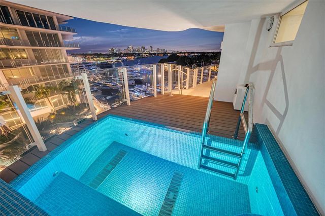 2241 SE 17th Street 601, Fort Lauderdale, FL 33316
