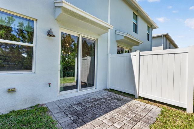 176 Osprey Preserve Boulevard, Jensen Beach, FL 34957