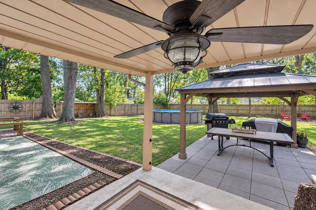 21940 Wendell Street, Clinton Township, MI 48036